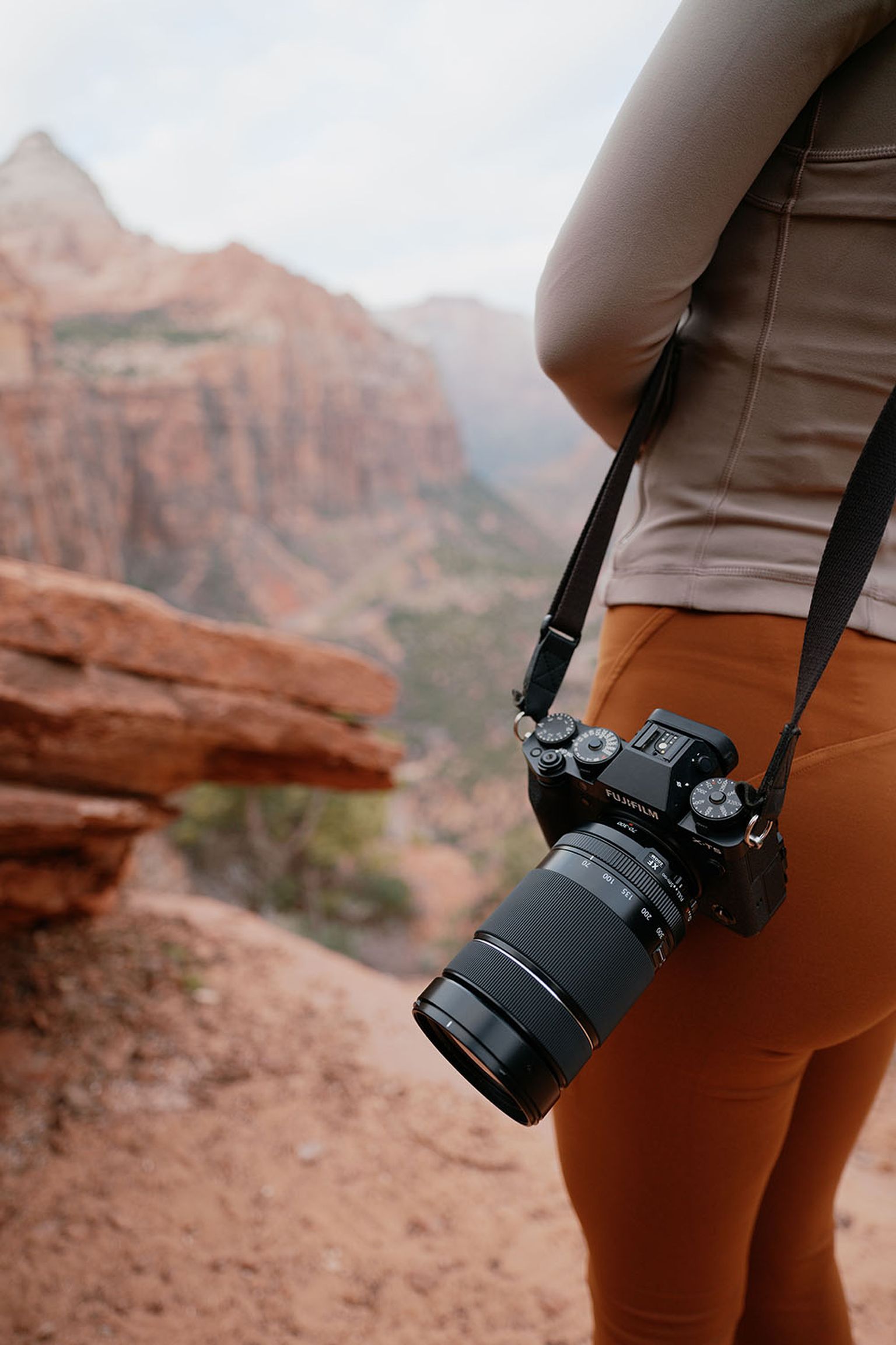 FUJIFILM Shop USA | FAQs: FUJINON XF70-300mmF4-5.6 R LM OIS WR for