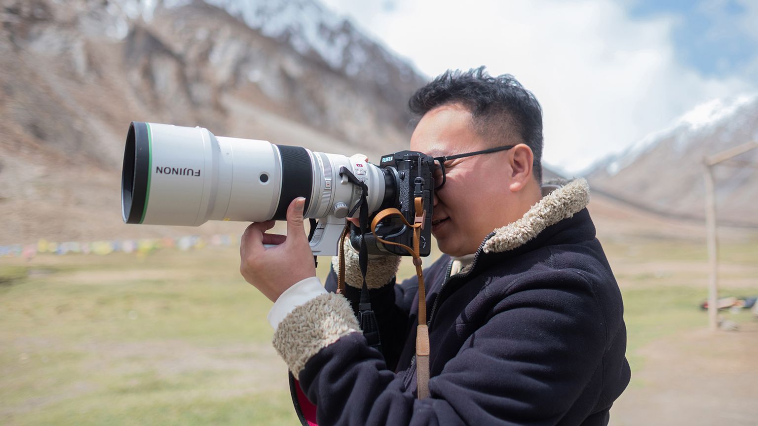 トム FUJINON XF400mmF4.5 R LM OIS WR Key Features Explained