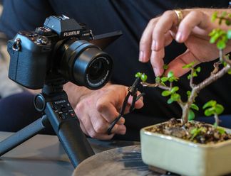 FUJIFILM X-M5 vs. X-S20: Which Camera Is Best for Content Creators?