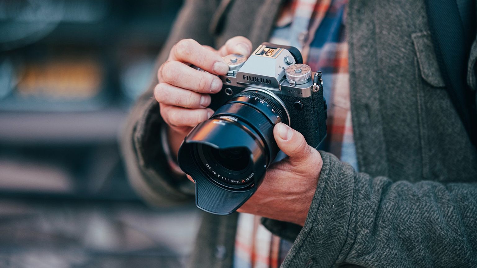 FUJIFILM Shop USA | How FUJINON XF16mmF1.4 R WR Masters More Than